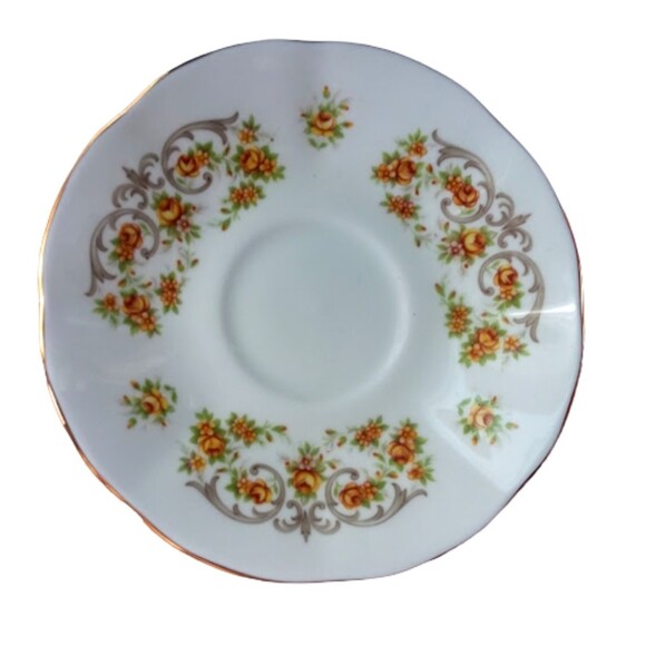 Queen's Teacup and Saucer FINE BONE CHINA MADE IN ENGLAND Rosina China Co - Picture 3 of 5